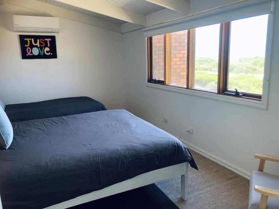 Peterborough Beach House Ngoại thất bức ảnh